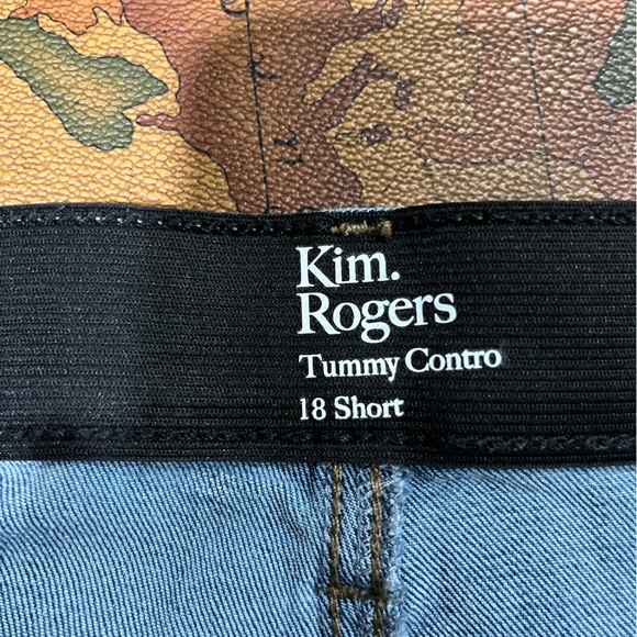 Kim Rogers Women's 18 Petite Pull-on Elastic Waist Straight Leg Denim Jeans - Picture 3 of 9